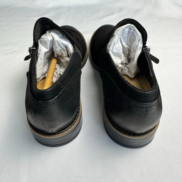 Clarks Collection Camzin Pace Black Nubuck Leather Booties Women's Size 9M - Picture 4 of 11